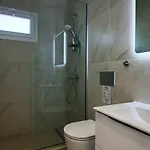 Apartment Phaedrus Living: Seaview Luxury Flat Limnaria 114
