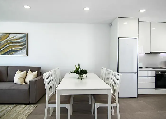 Phaedrus Living: Seaview Luxury Flat Limnaria 114