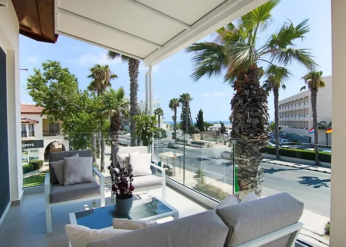 Phaedrus Living: Seaview Luxury Flat Limnaria 114 *