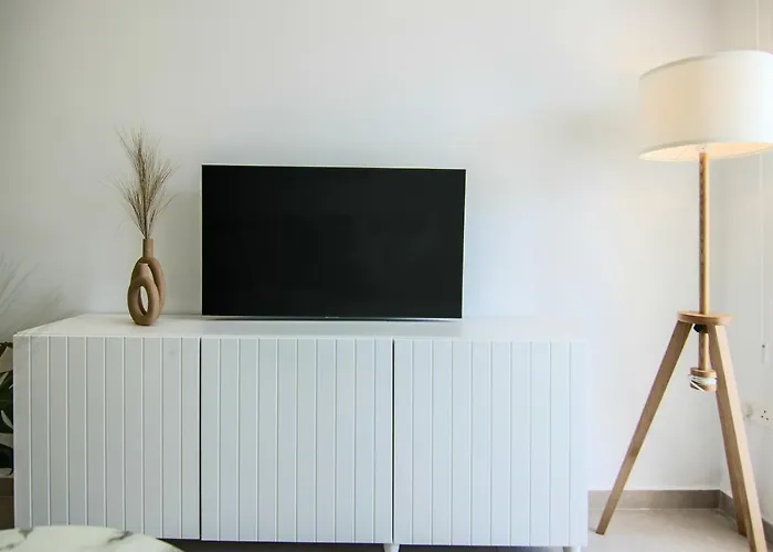 Apartament Phaedrus Living: Seaview Luxury Flat Limnaria 114 *