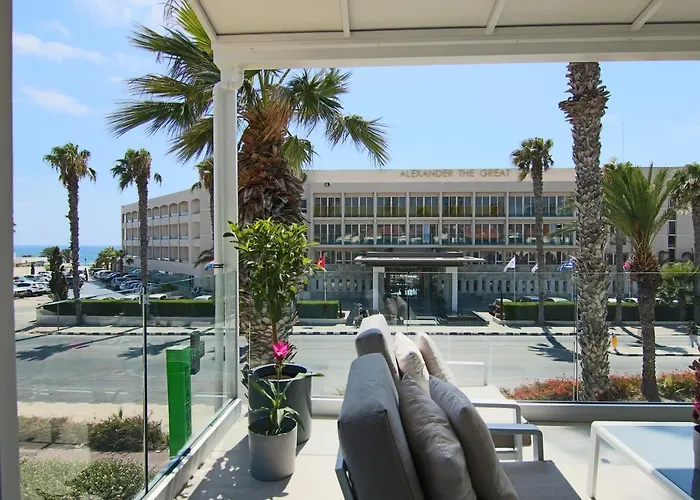 Phaedrus Living: Seaview Luxury Flat Limnaria 114