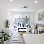 Phaedrus Living: Seaview Luxury Flat Limnaria 114 פאפוס