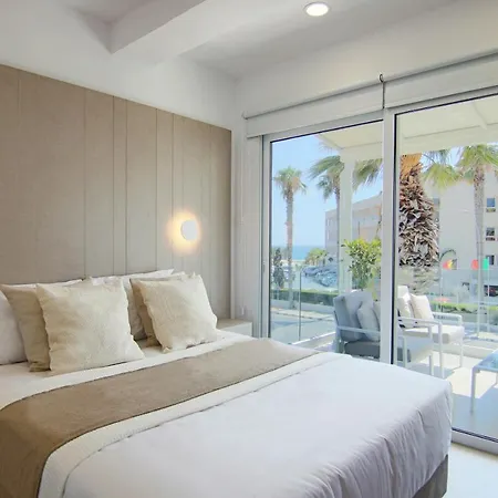 Apartment Phaedrus Living: Seaview Luxury Flat Limnaria 114 Paphos