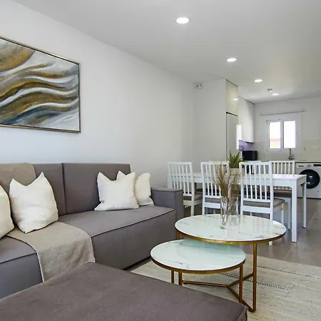 Phaedrus Living: Seaview Luxury Flat Limnaria 114 Apartment